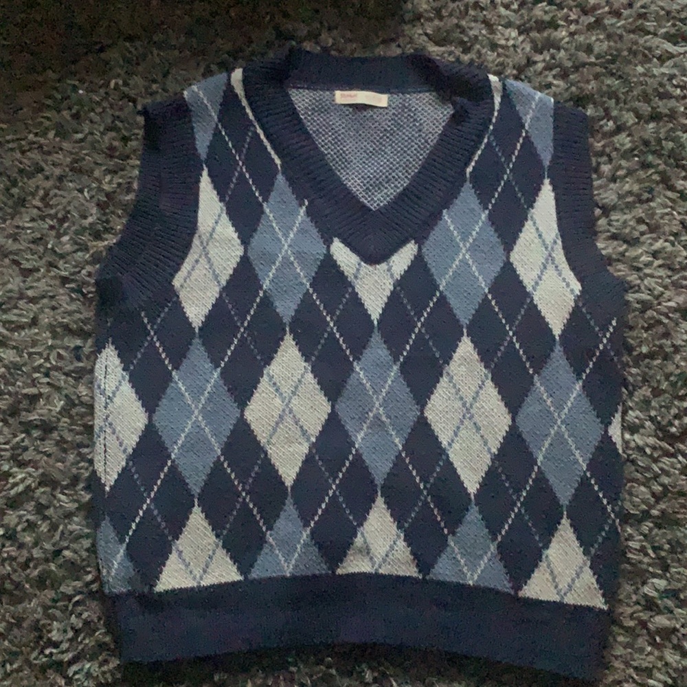Women Blue & White ArgylePrint SweaterVest Cropped